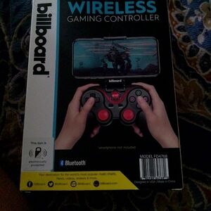 Wireless Gaming Controller - Black and Red